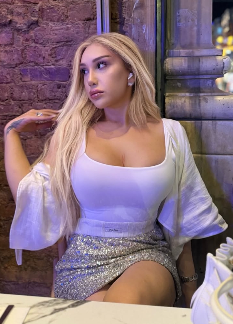 Tüyap Aktif Travesti